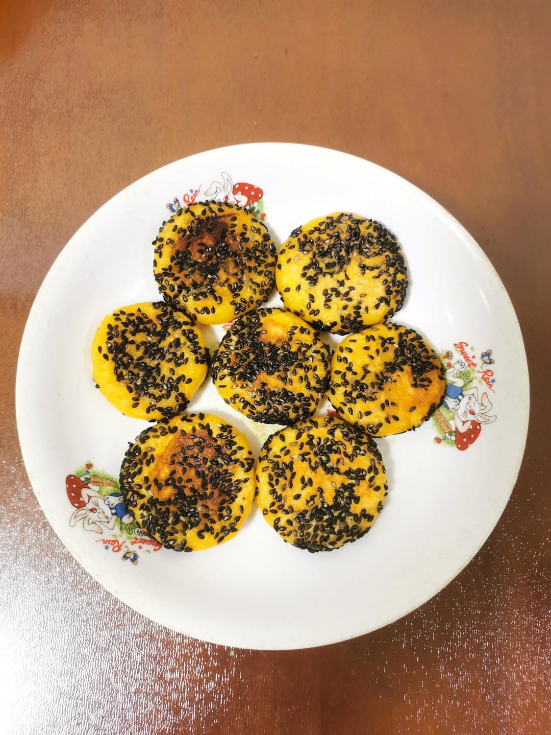 平底锅就能做!香甜软糯的南瓜饼