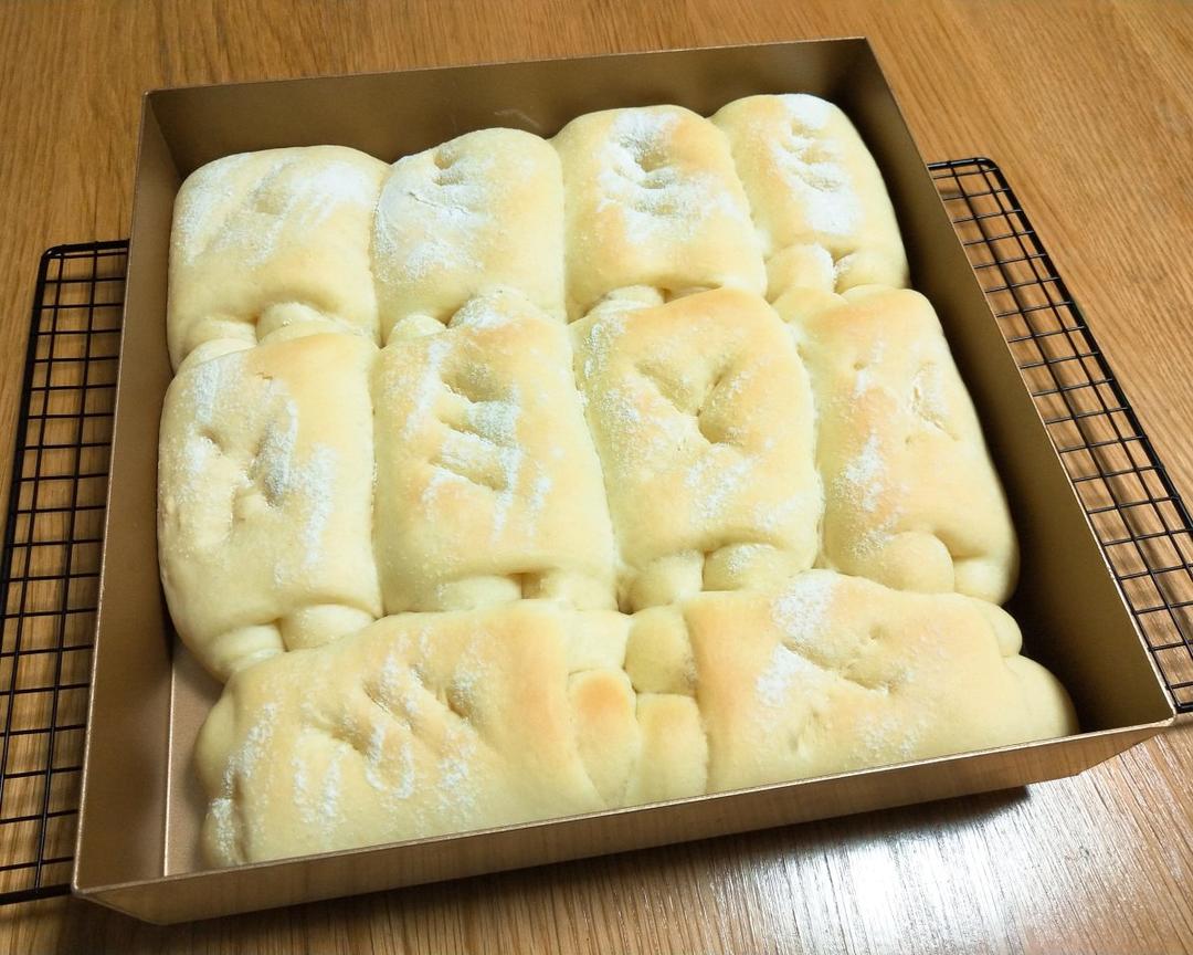 软到不知所措的牛奶卷