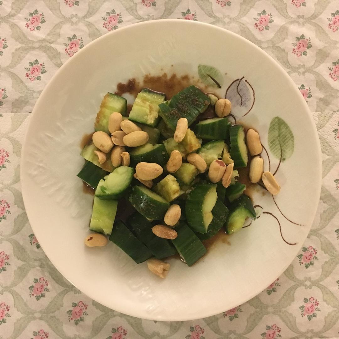 凉拌黄瓜