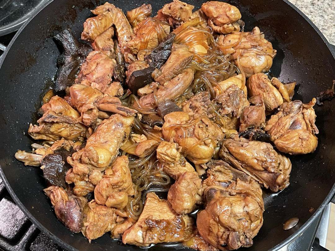 小鸡炖蘑菇