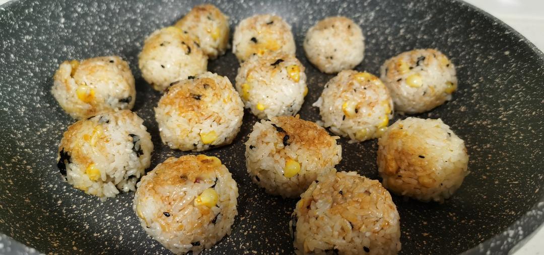 日式烤饭团