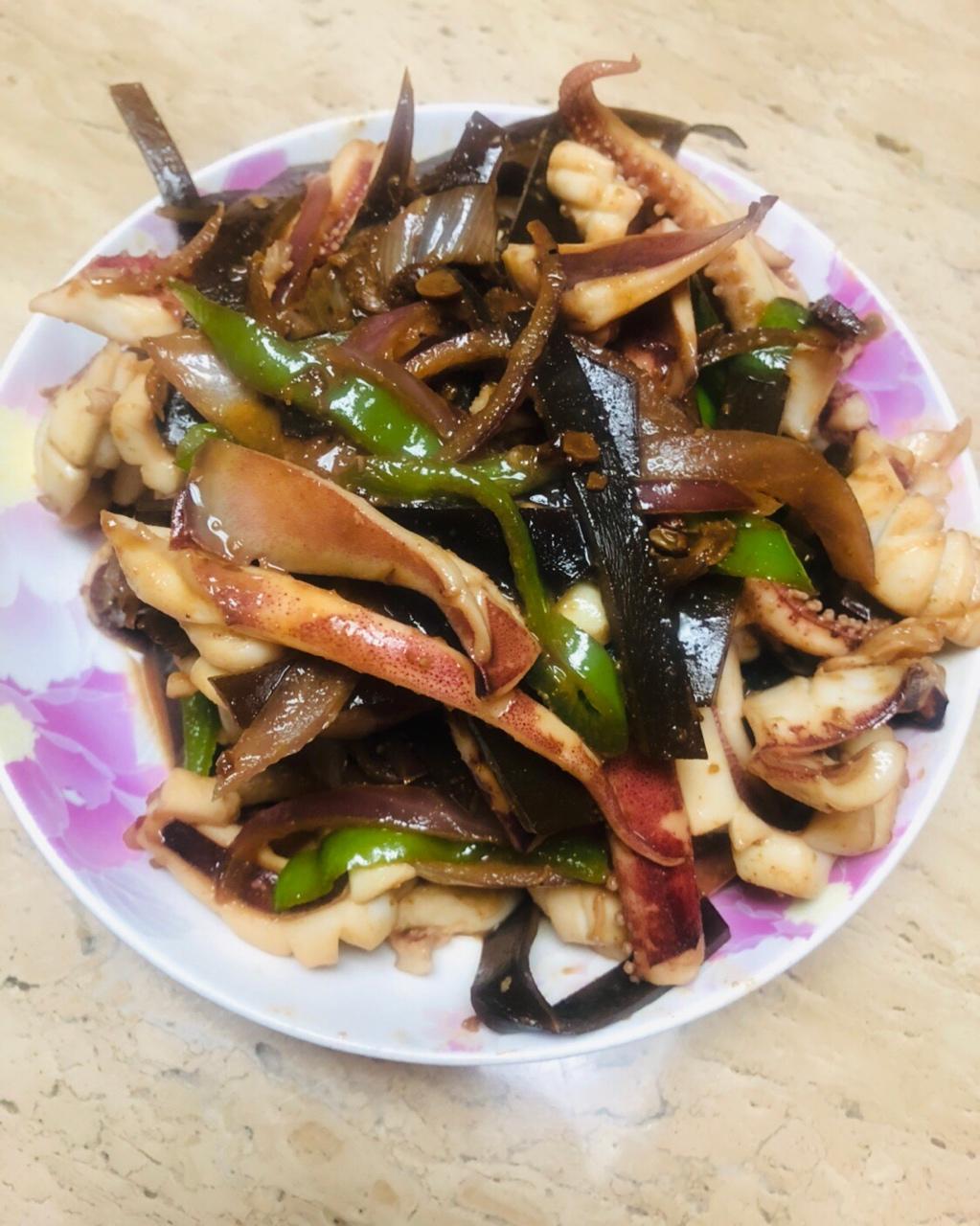 酱爆铁板鱿鱼（家庭版）