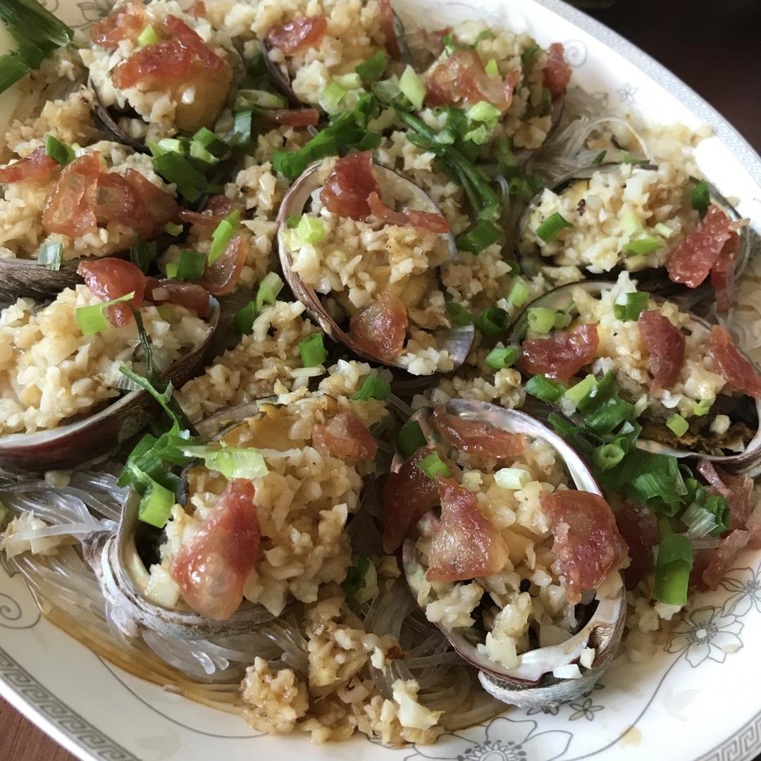 蒜蓉粉丝蒸鲍鱼