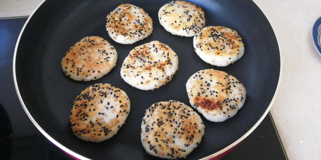 芝麻糯米饼