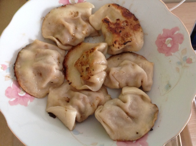 速冻饺子版锅贴