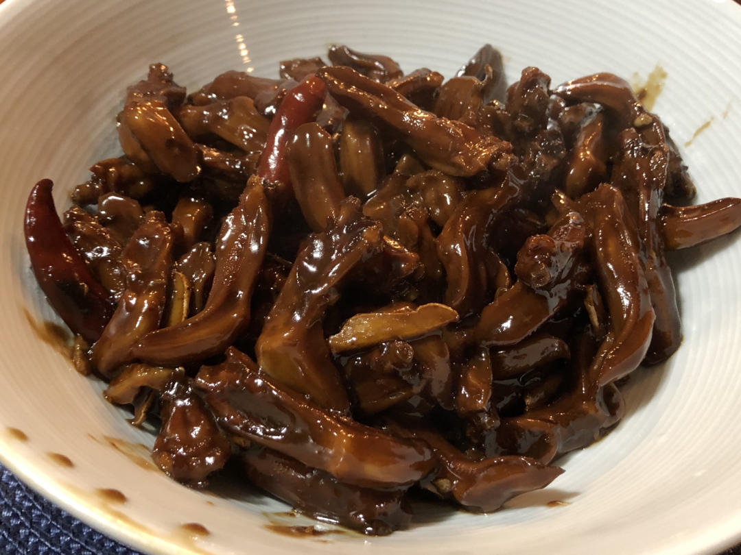 超级好吃麻辣酱鸭舌