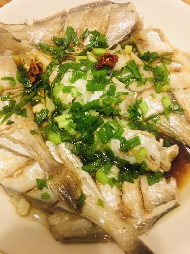 清蒸海鲈鱼