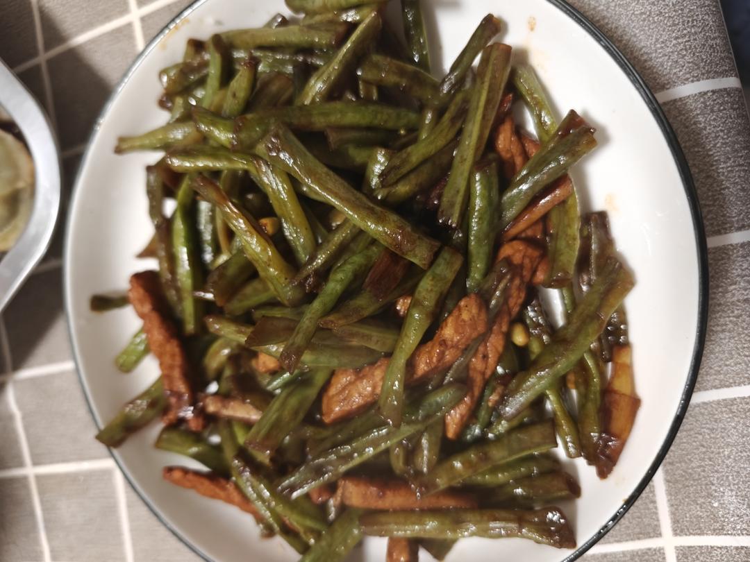 豆角炒肉丝