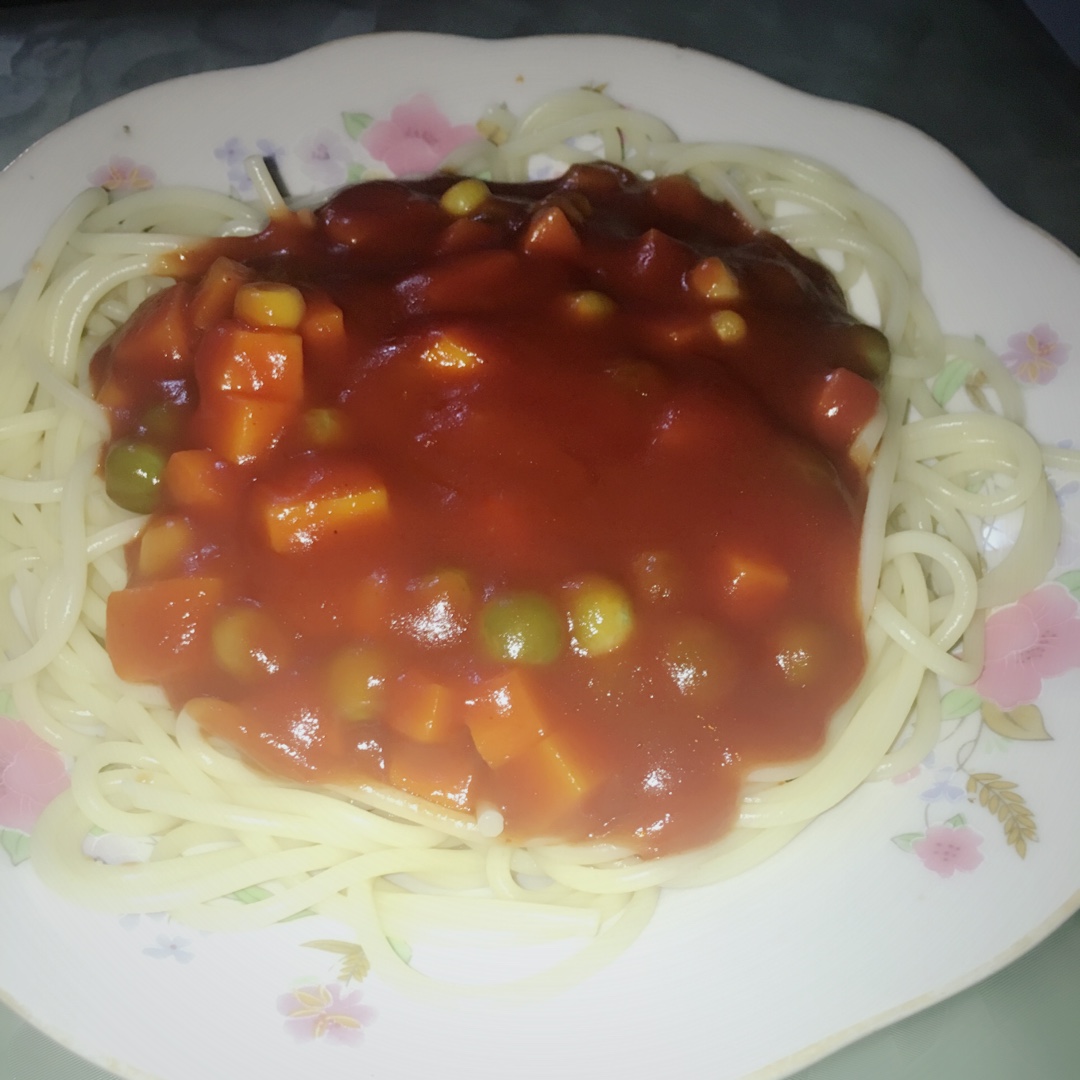 番茄肉酱意大利面