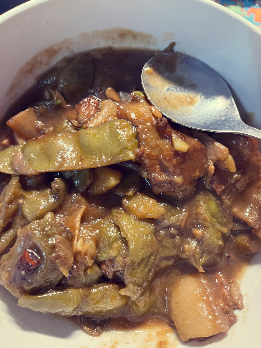绝对正宗的东北土豆豆角炖五花肉
