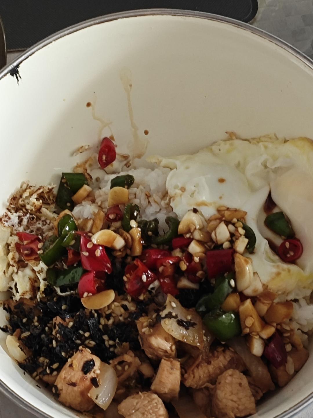 .ᐟ.ᐟ低卡香辣鸡胸肉拌饭🥄好吃到飞起