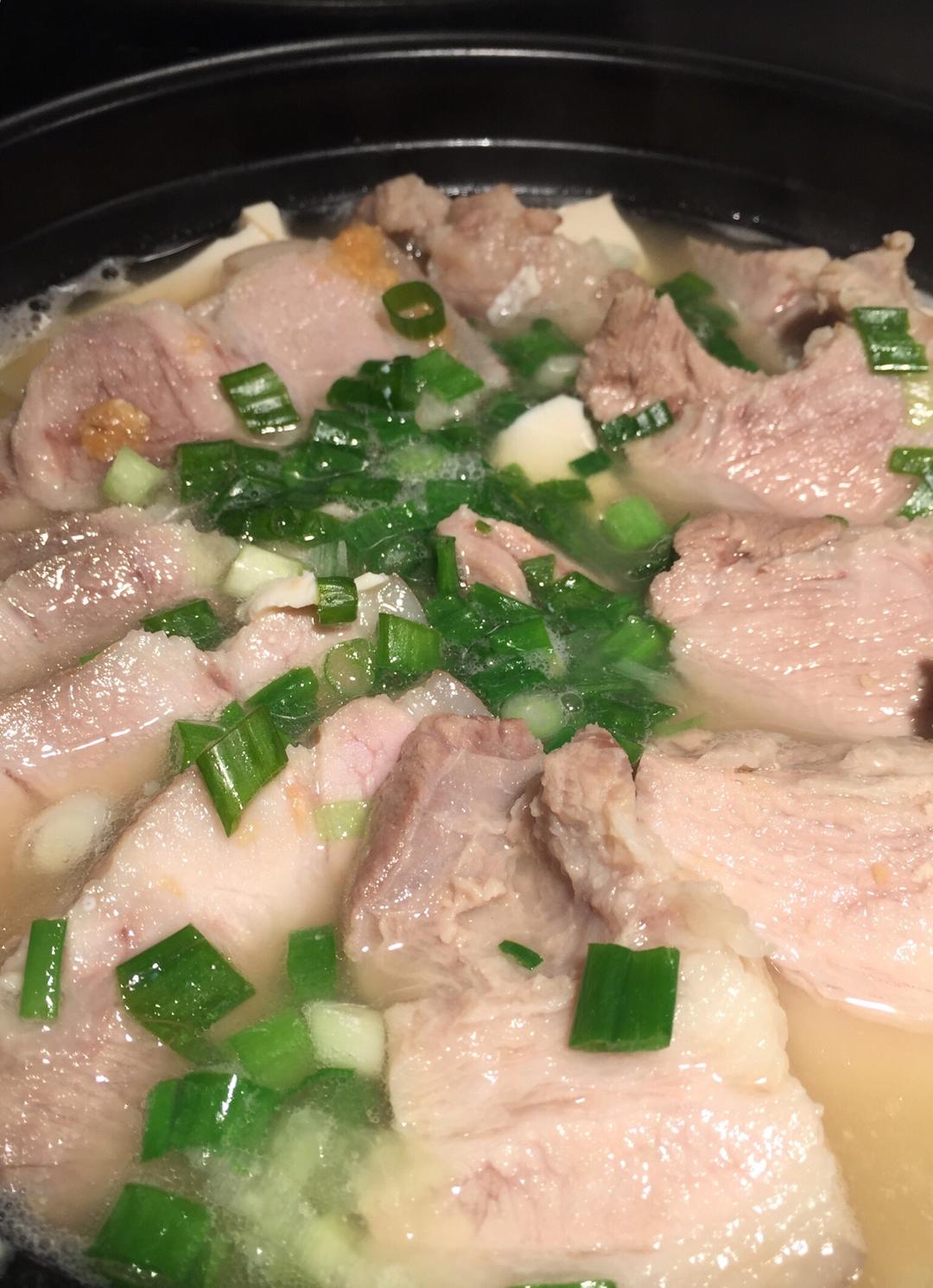 柴鱼味噌豆腐煲的做法