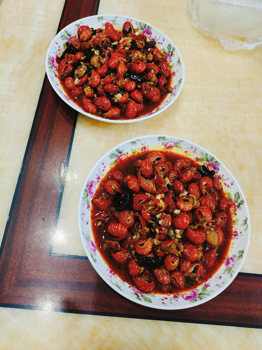炒小龙虾尾