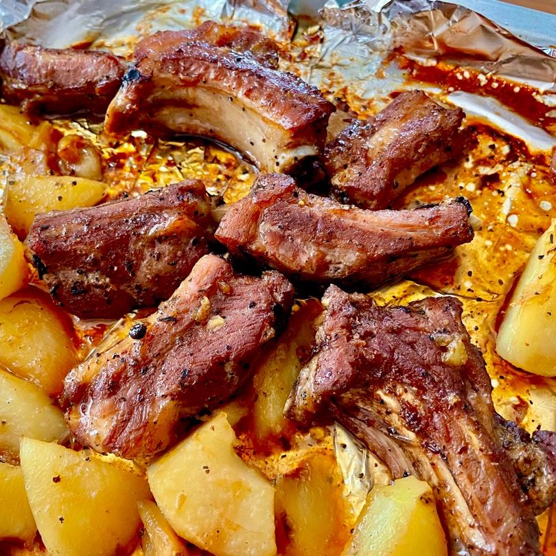 最简单的焦香软糯烤猪肋排