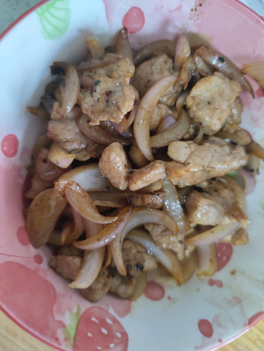 洋葱炒肉（宝宝爱吃）