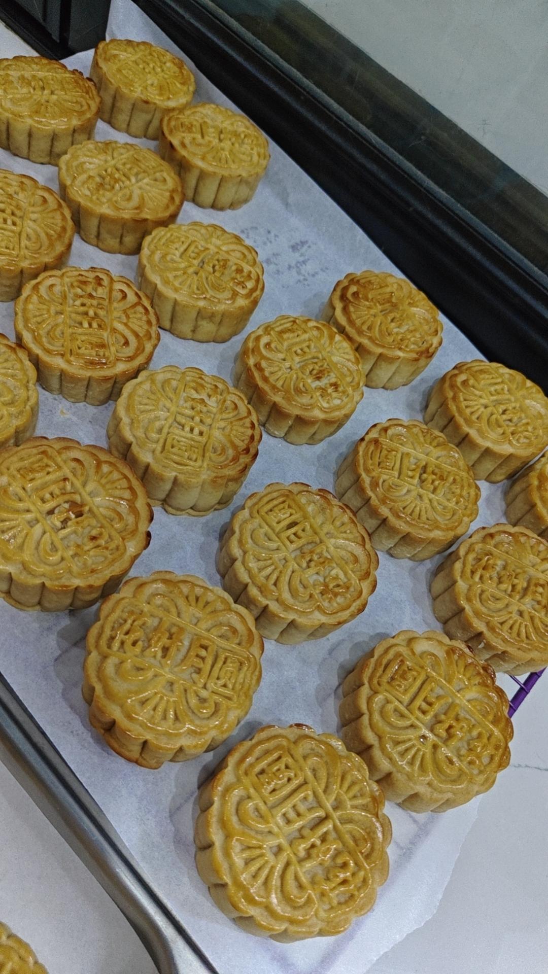 【终极版广式月饼配方】表皮油亮的秘诀！