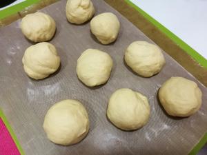 汤种羊角热狗面包的做法 步骤3