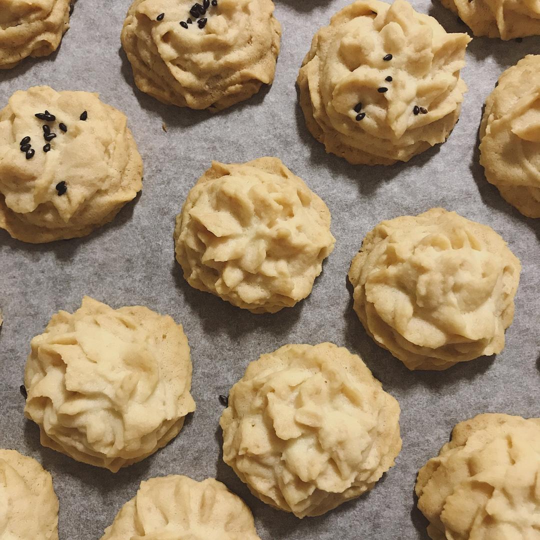 一抿即化酥到掉渣的珍妮曲奇云顶小花/烘焙视频饼干篇1