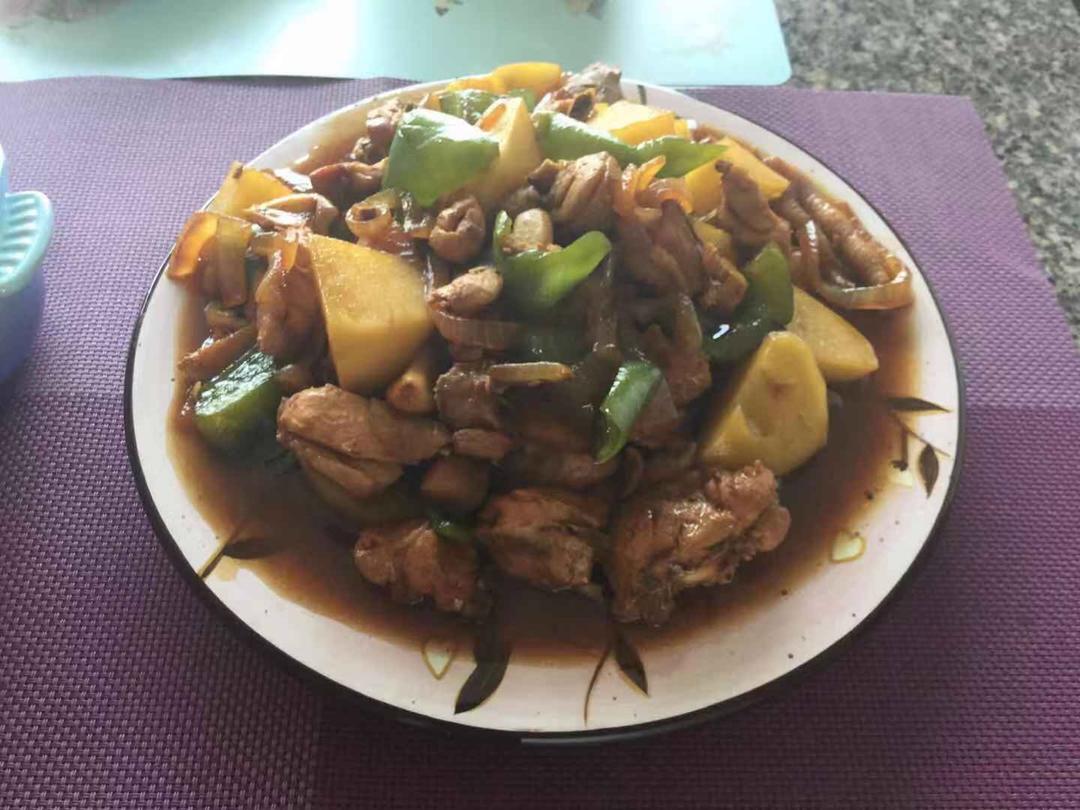 红烧三黄鸡家常版(黄焖鸡)