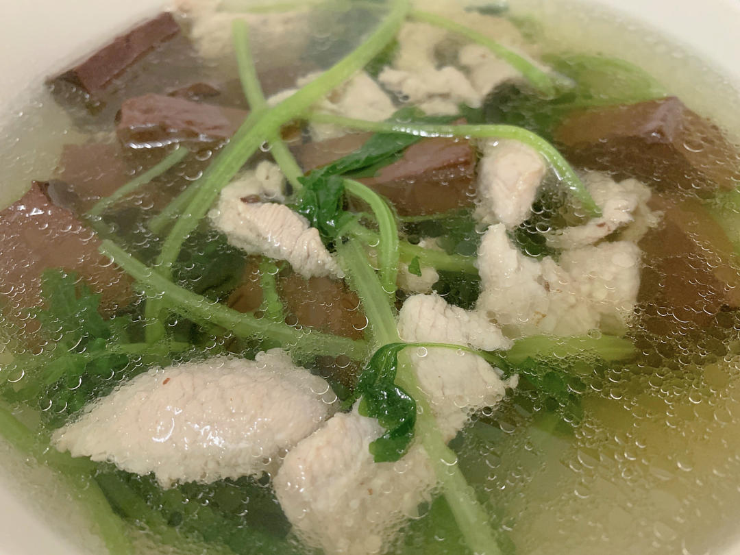 益母草瘦肉猪肝汤