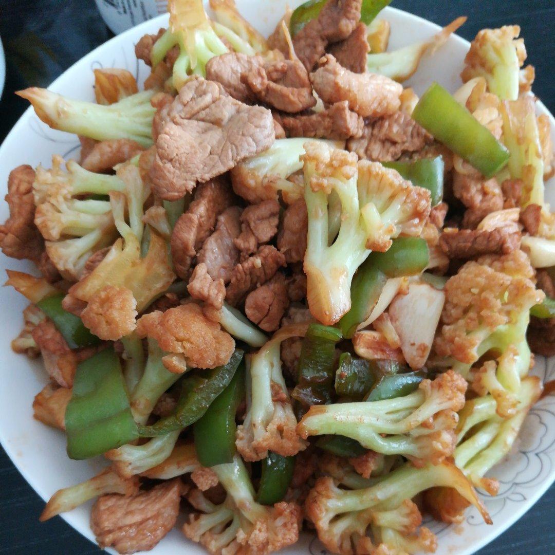 老丁的私房菜-干锅花菜