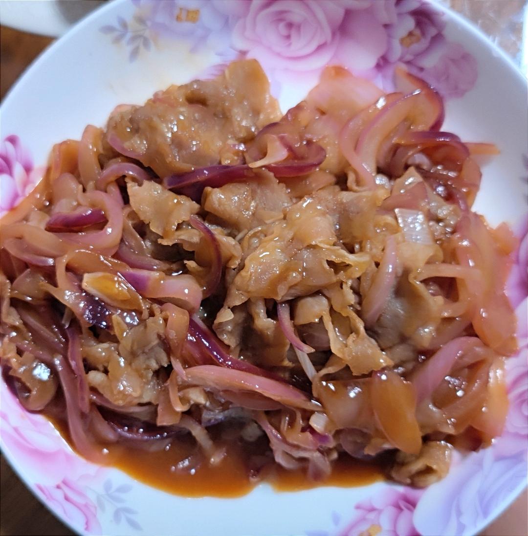 这大概是最接近日料店的照烧肥牛饭了