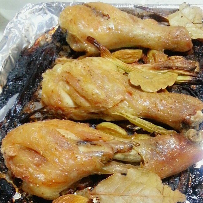 香蒜蕃茄烤鸡腿