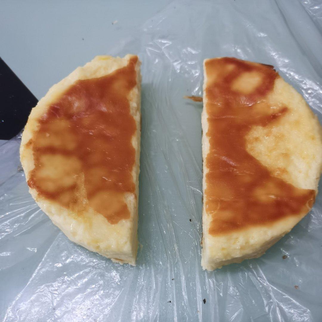 小山进公开食谱-使用大量牛奶，无淡奶油的巴斯克乳酪蛋糕