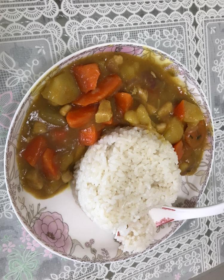 咖喱鸡肉饭