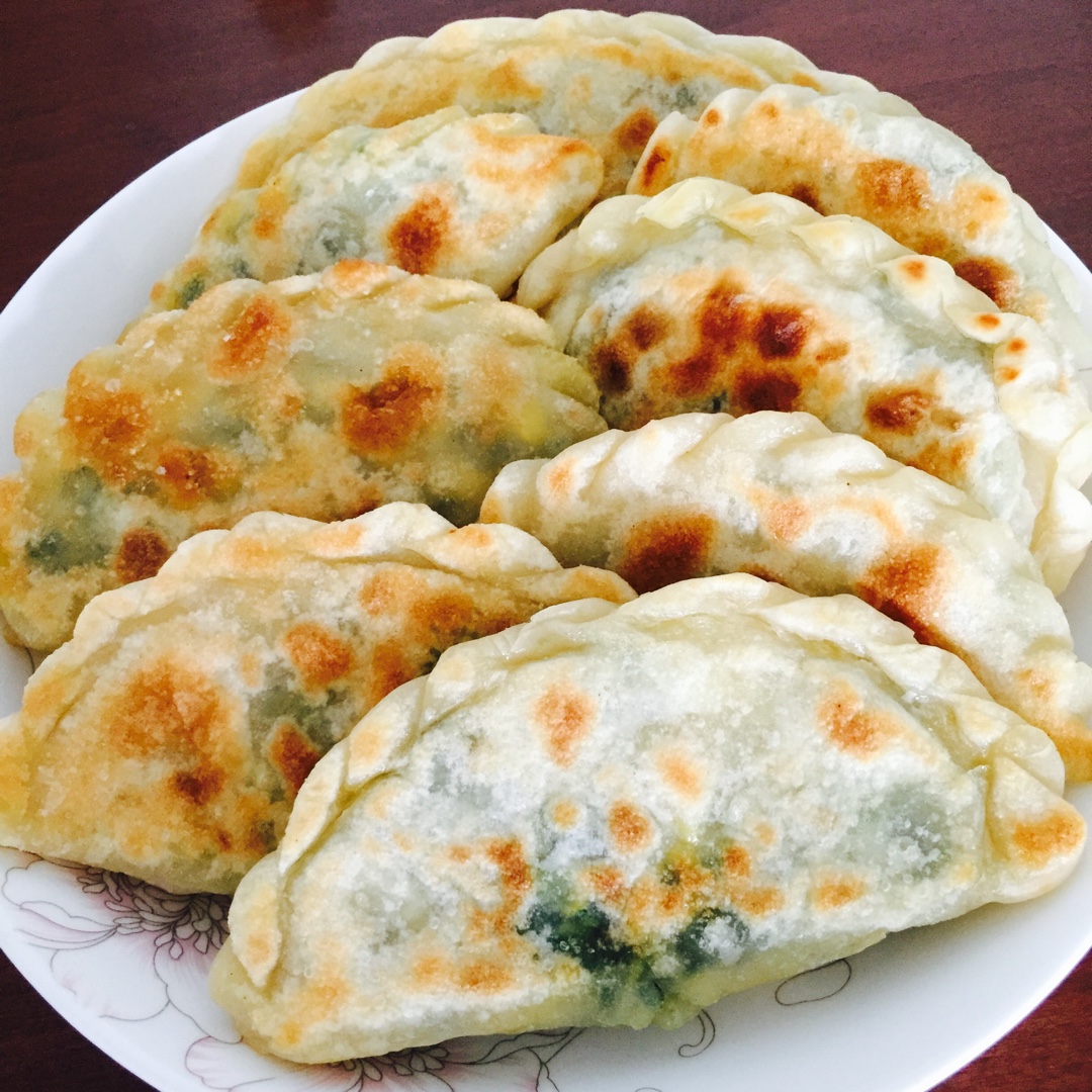 韭菜盒子 Chinese Leek and Egg Pasty