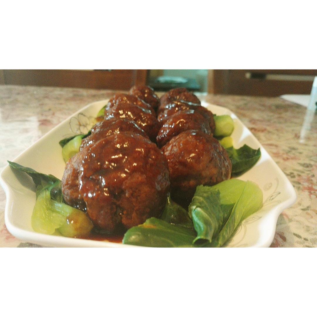四喜丸子/红烧狮子头 Chinese Meatballs
