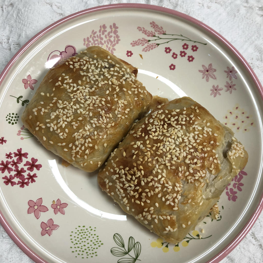 酥皮芝士牛肉饼