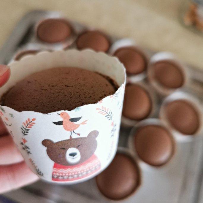 巧克力纸杯蛋糕