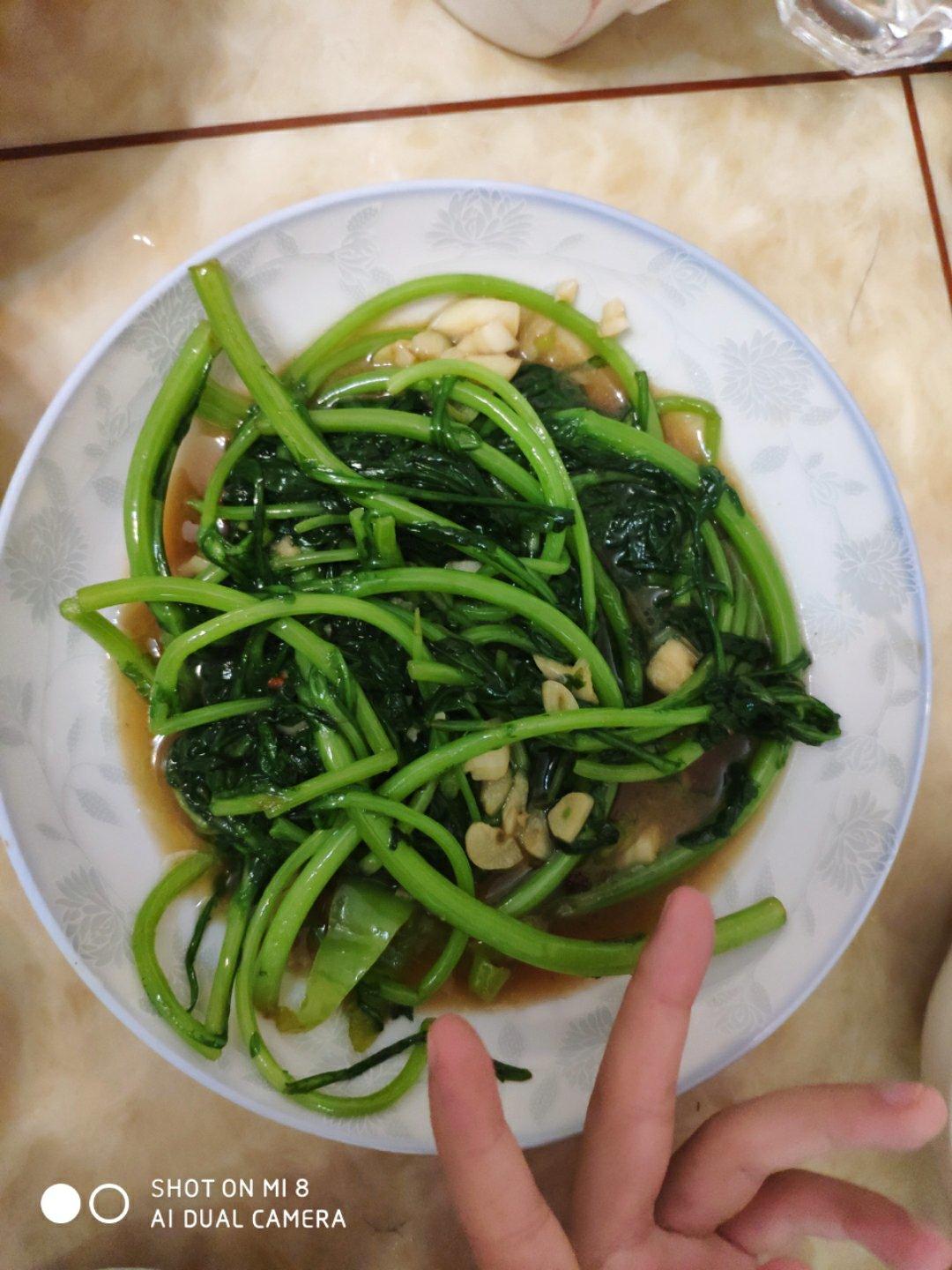 蒜蓉茼蒿菜（艾菜）