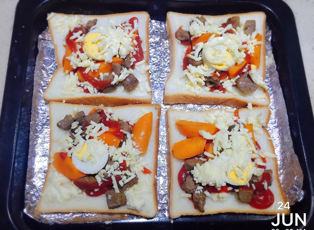 吐司培根小批萨