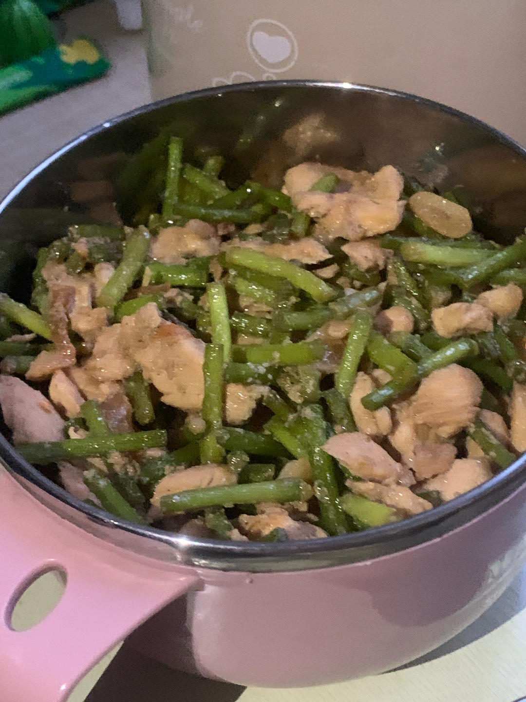 韭苔炒鸡肉