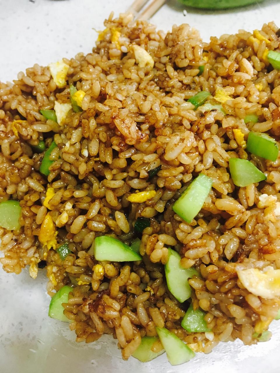 酱油炒饭(超级简单)