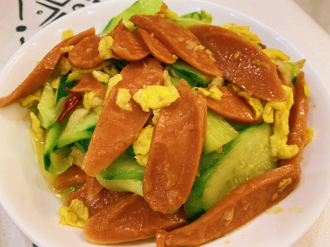 五分钟下饭菜黄瓜火腿炒鸡蛋