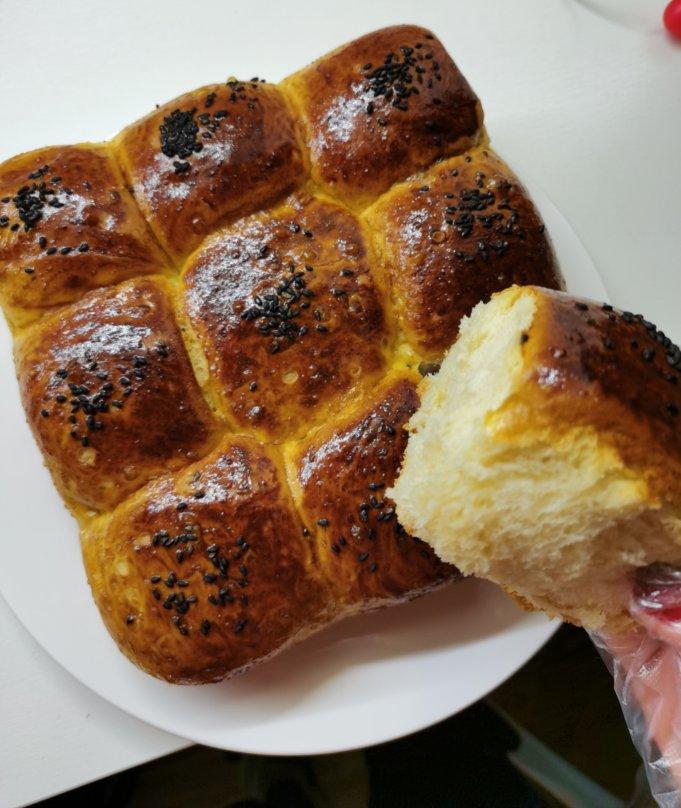 大人小孩都爱不释口的【蜂蜜牛奶小餐包】