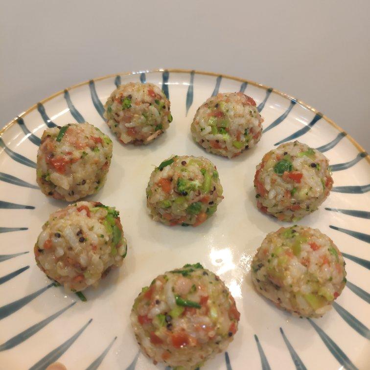 藜麦饭团