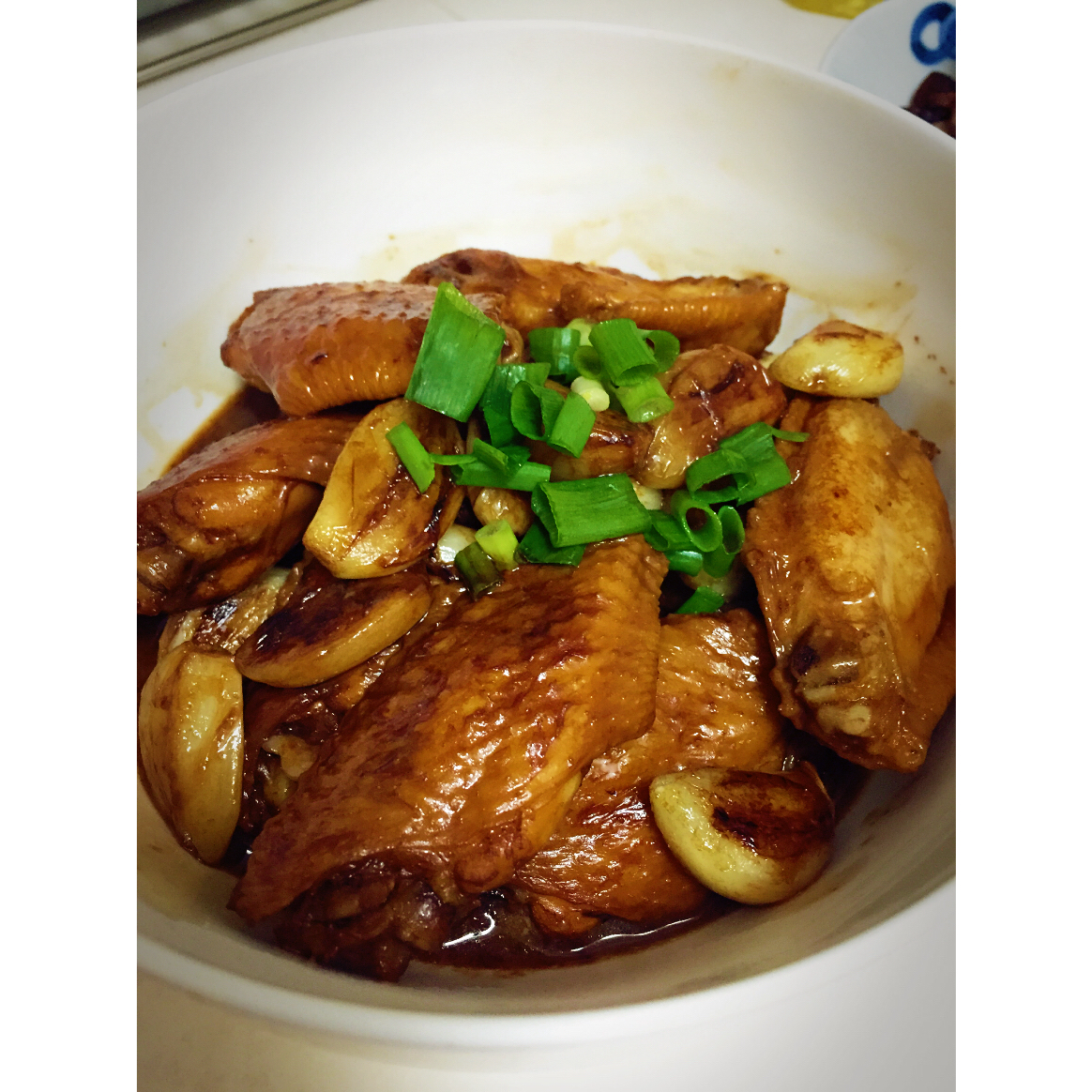 金蒜焖鸡翅