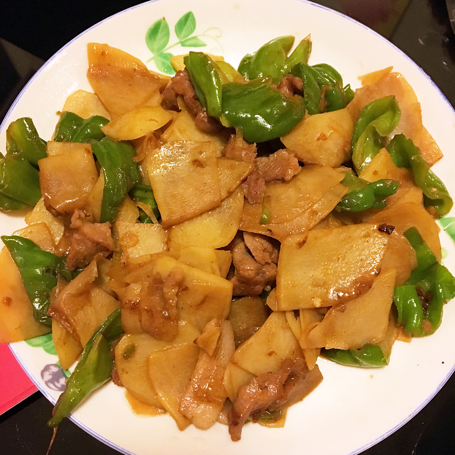 土豆青椒炒肉片