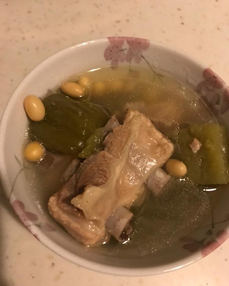 苦瓜黄豆排骨汤