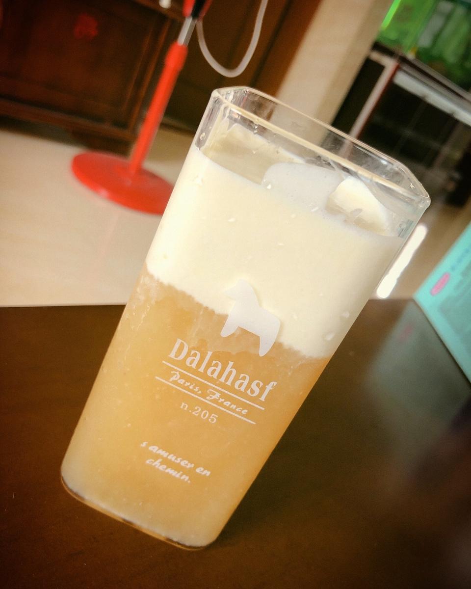 《Tinrry+》芝士奶盖茶
