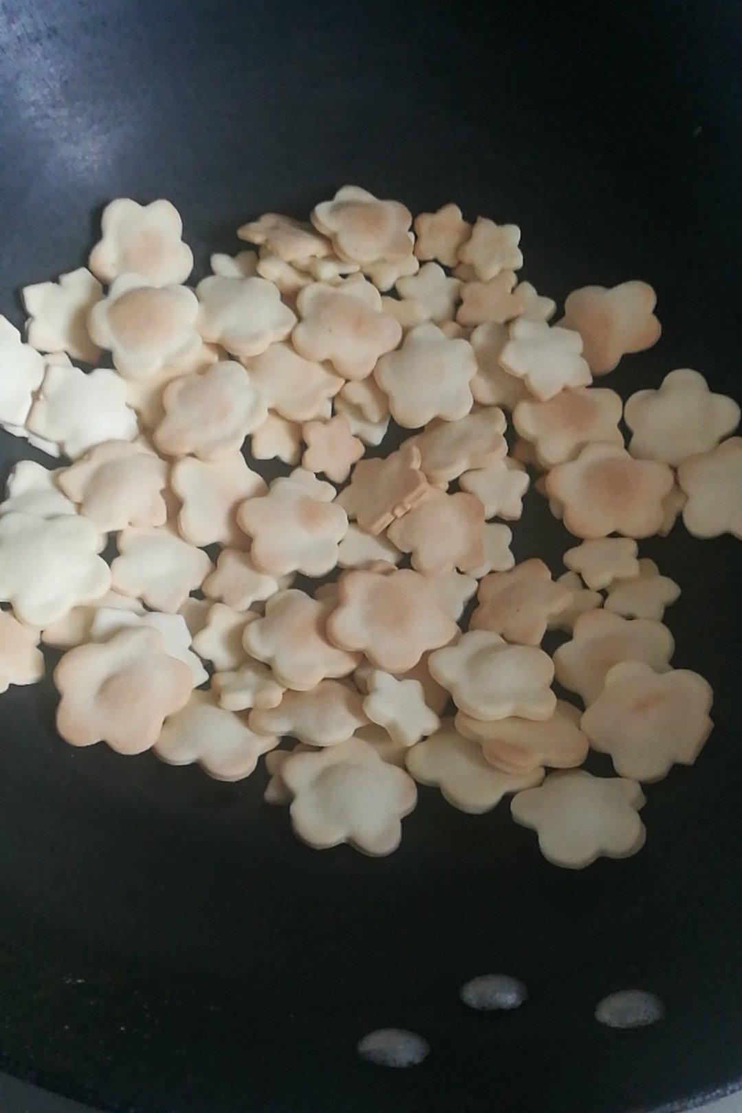 牛奶方块小饼干（烤箱做饼干）