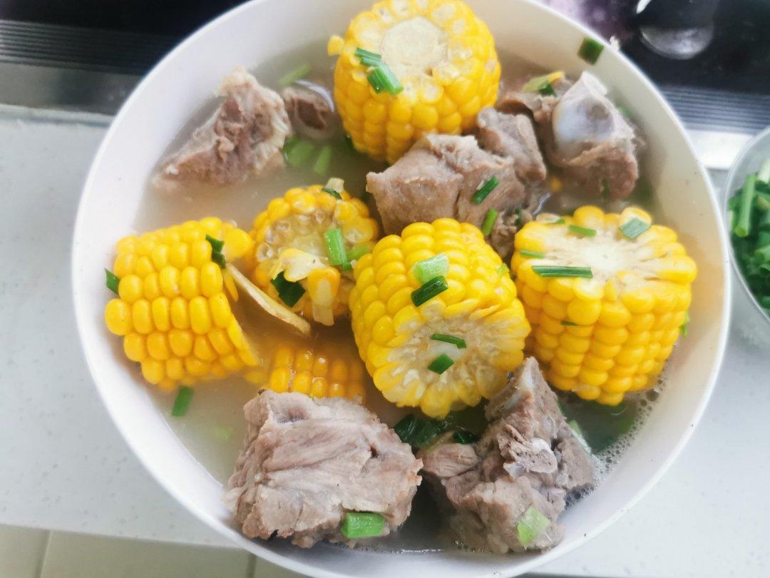 玉米排骨汤
