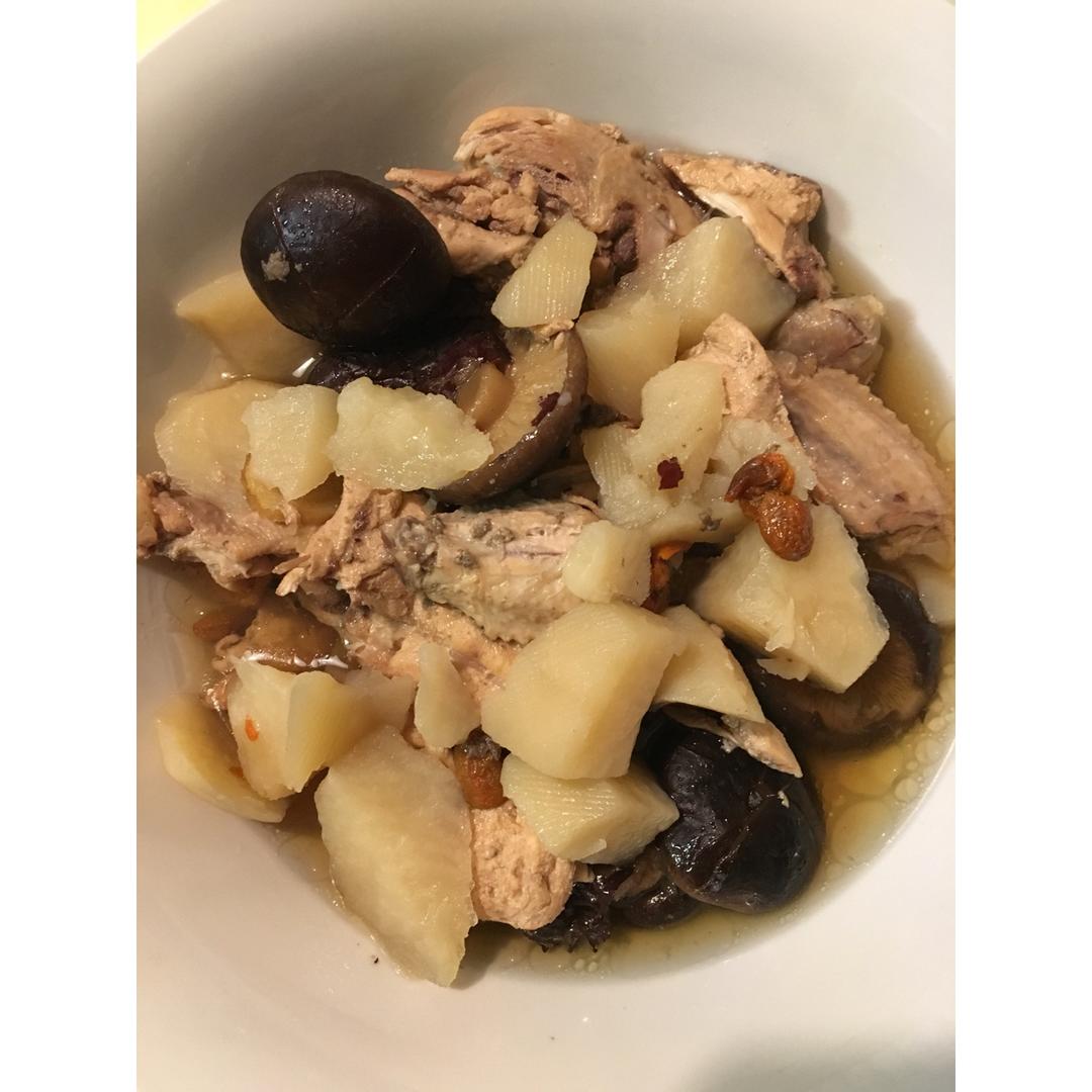 电饭锅香菇鸡汤