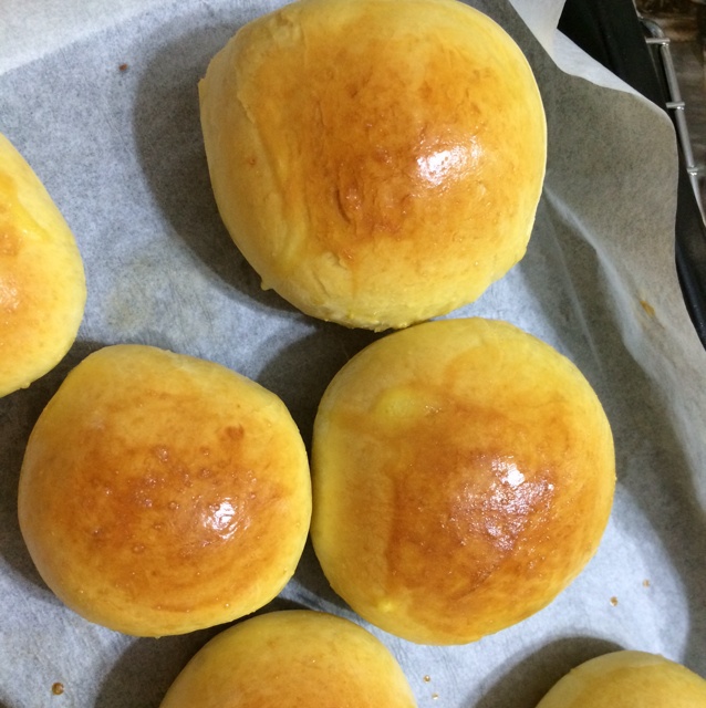 料足奶黄面包