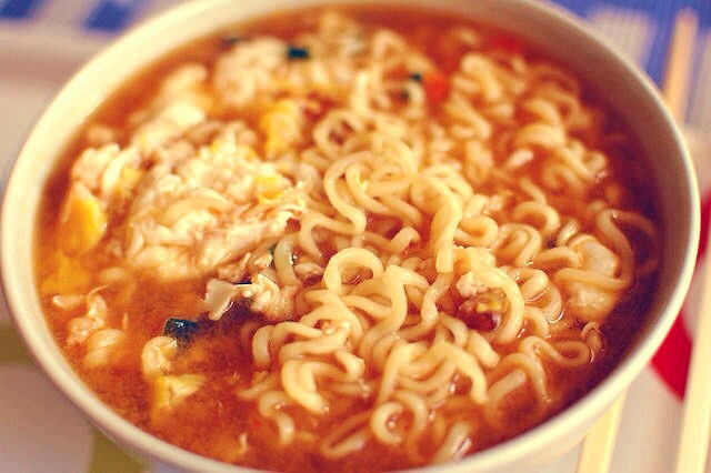 深夜泡面