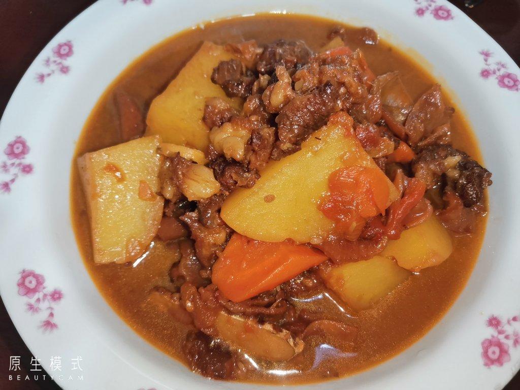 番茄土豆炖牛腩